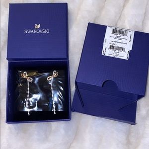 Swarovski Crystal Lifelong Bow Earring 5447083 Metal Pink Gold